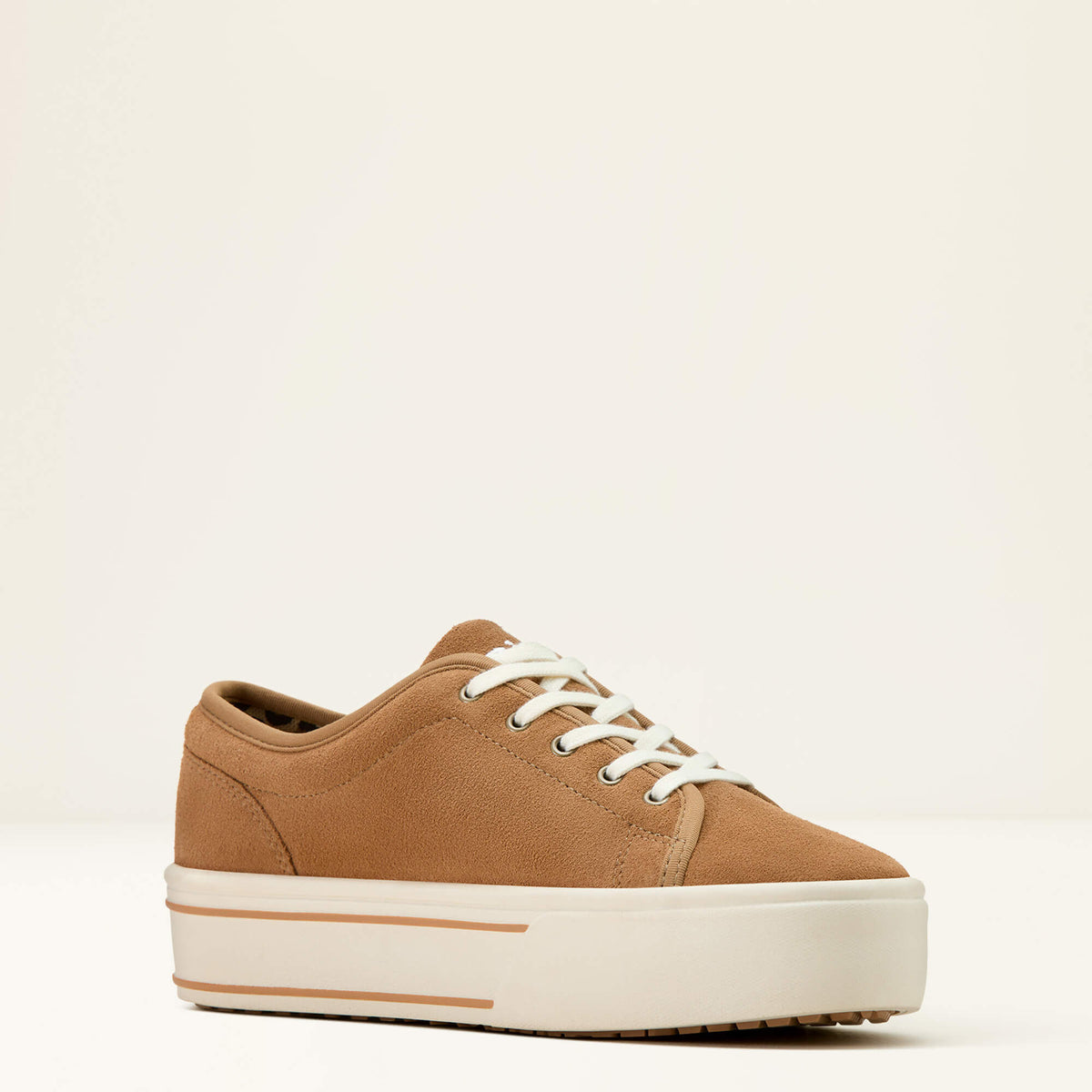 Skylar Shoe - US 6816