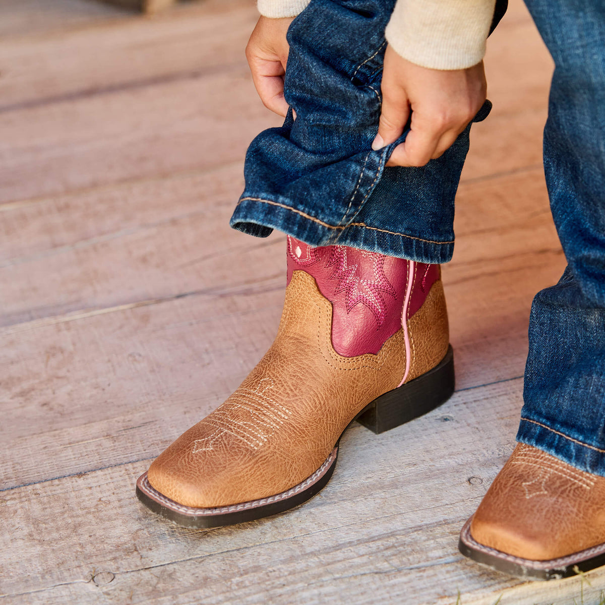 Tombstone Wide Square Toe Western Boot - US 9878