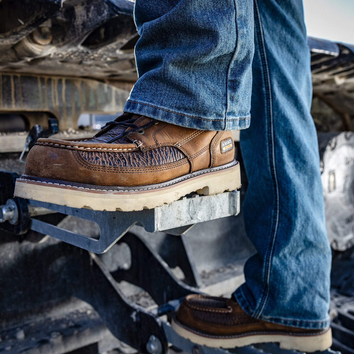 Rebar Lift Chukka Composite Toe Work Boot - US 0238