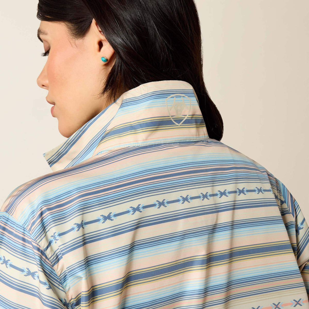 Whisper Pullover Jacket - US 3071
