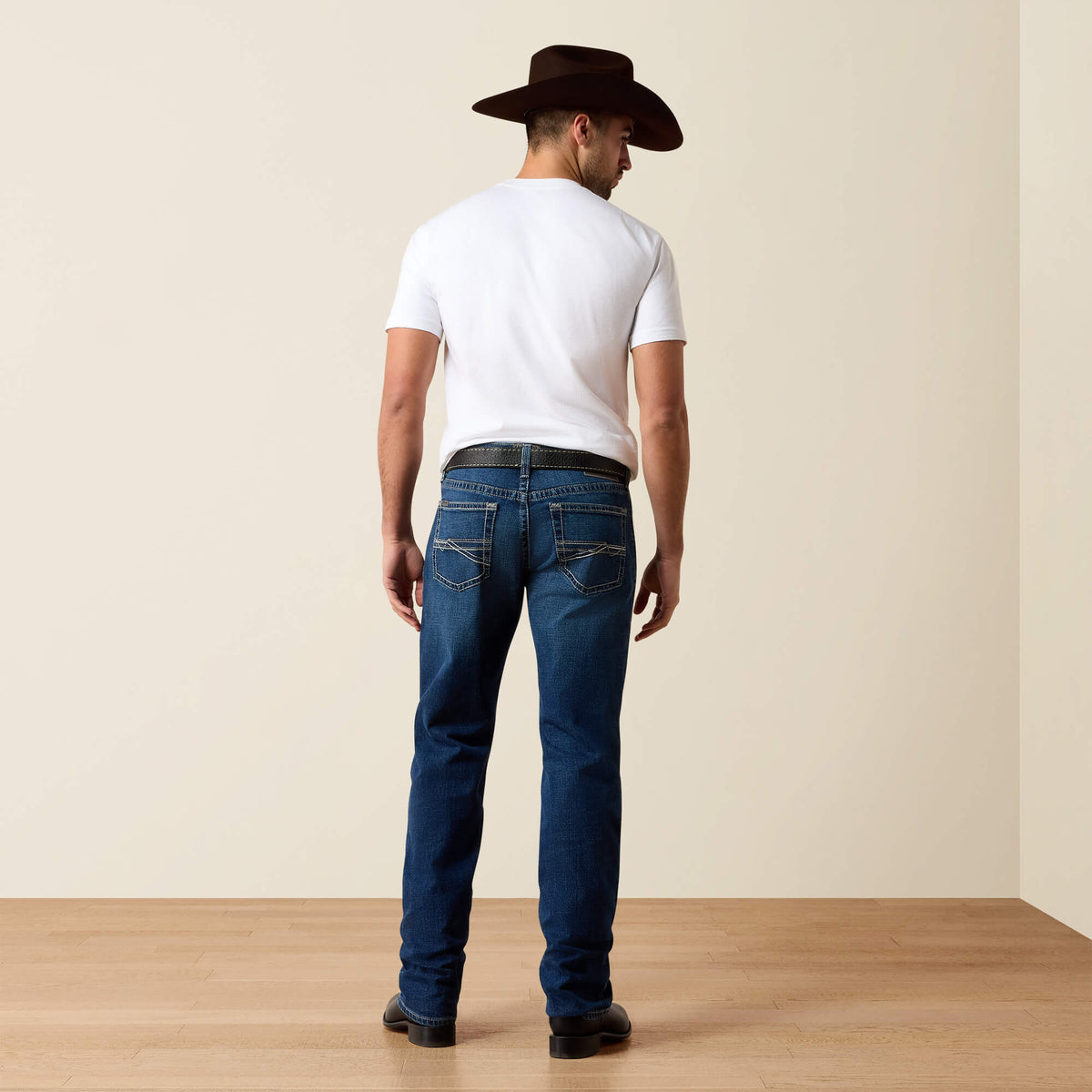 M2 Traditional Relaxed Ryler Boot Cut Jeans - US 6384