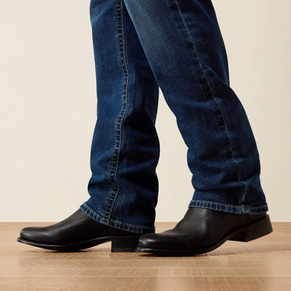 M2 Traditional Relaxed Ryler Boot Cut Jeans - US 6384