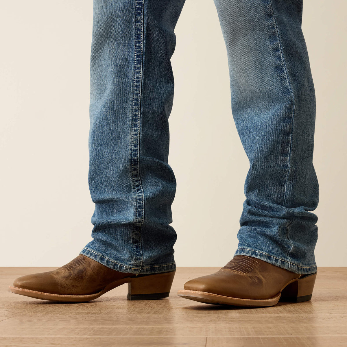 M5 Straight Jonathan Straight Leg Jeans - US 6376